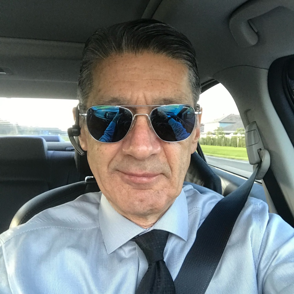 Meet your Posher, Thomas